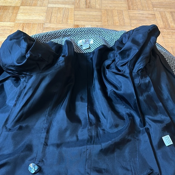 Active collection. NWOT - Picture 4 of 8